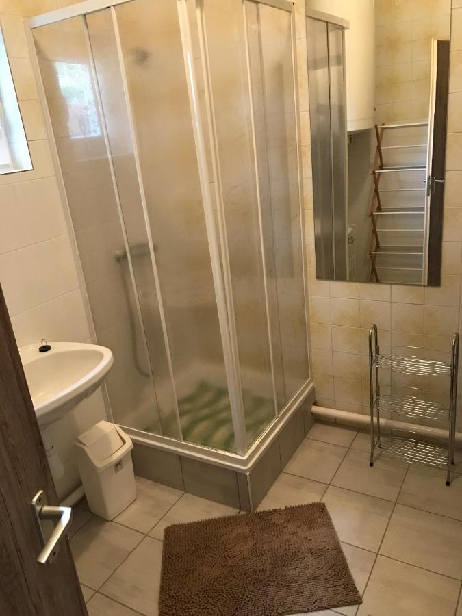 Apartman Berki Margit Heviz Exterior photo