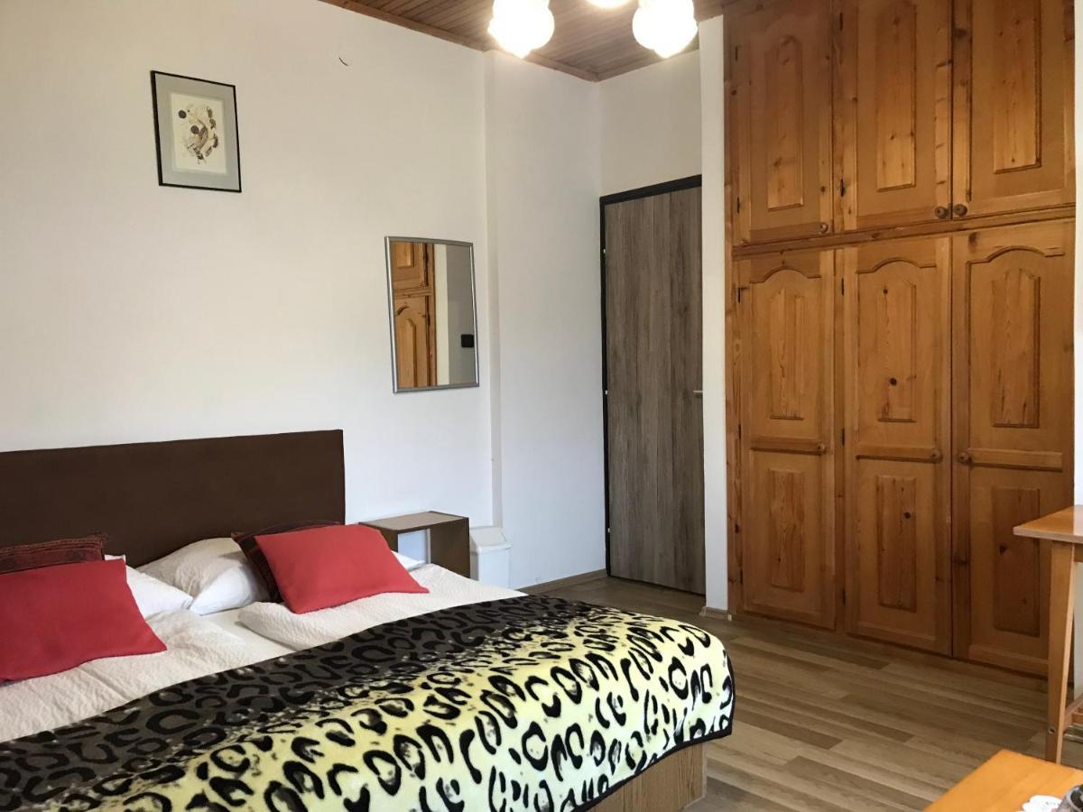 Apartman Berki Margit Heviz Exterior photo