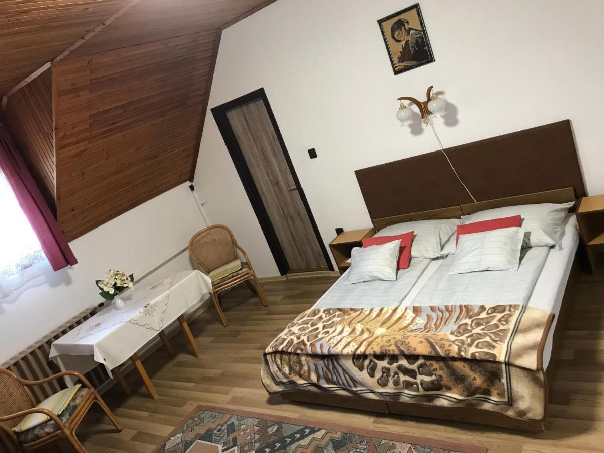 Apartman Berki Margit Heviz Exterior photo