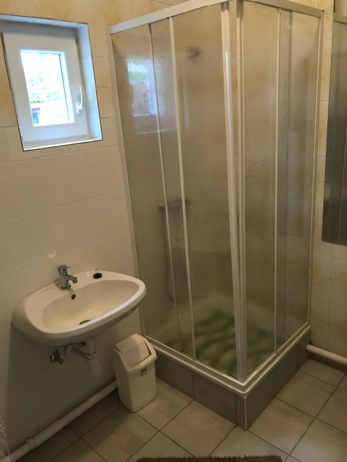 Apartman Berki Margit Heviz Exterior photo