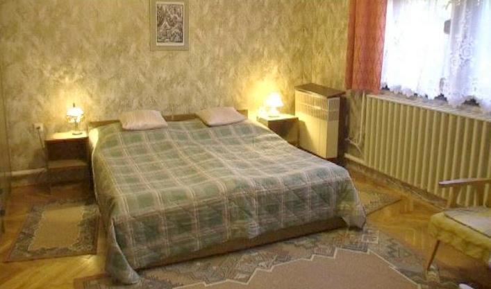 Apartman Berki Margit Heviz Room photo